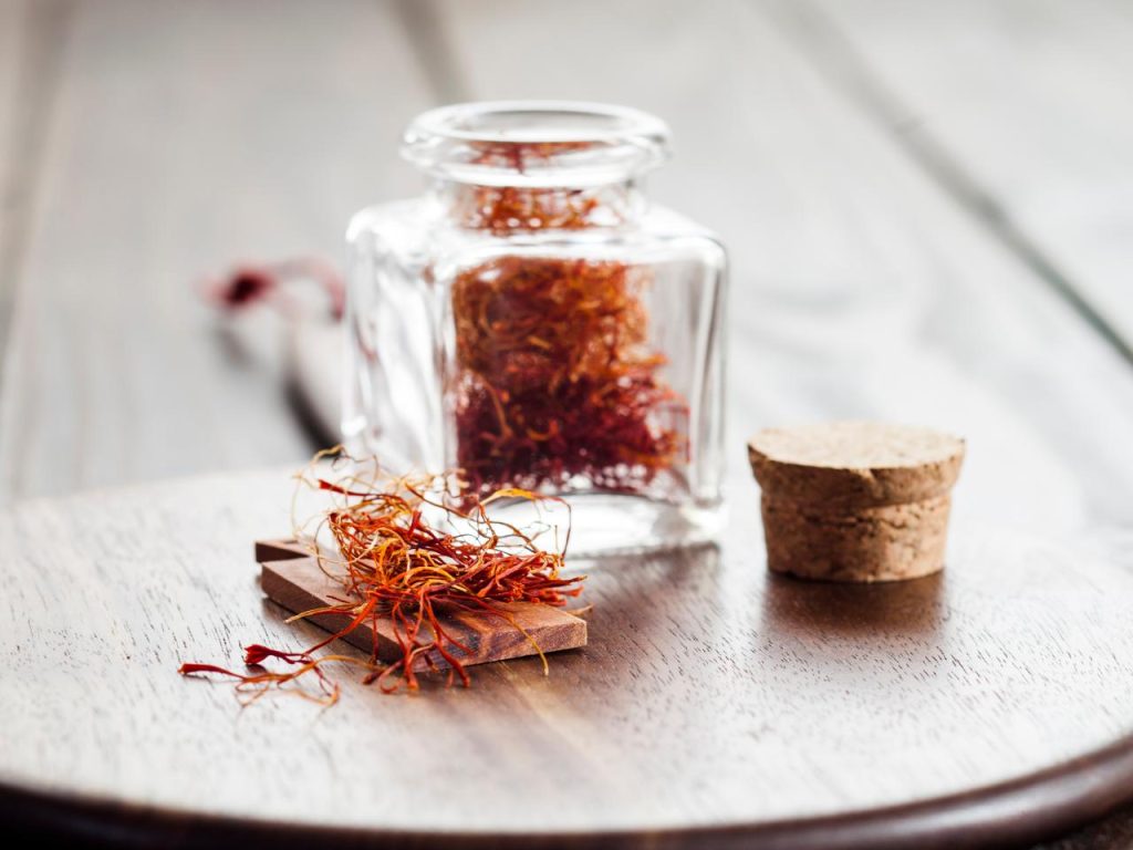 Lợi ích sức khỏe của saffron: Khám phá giá trị của vàng đỏ